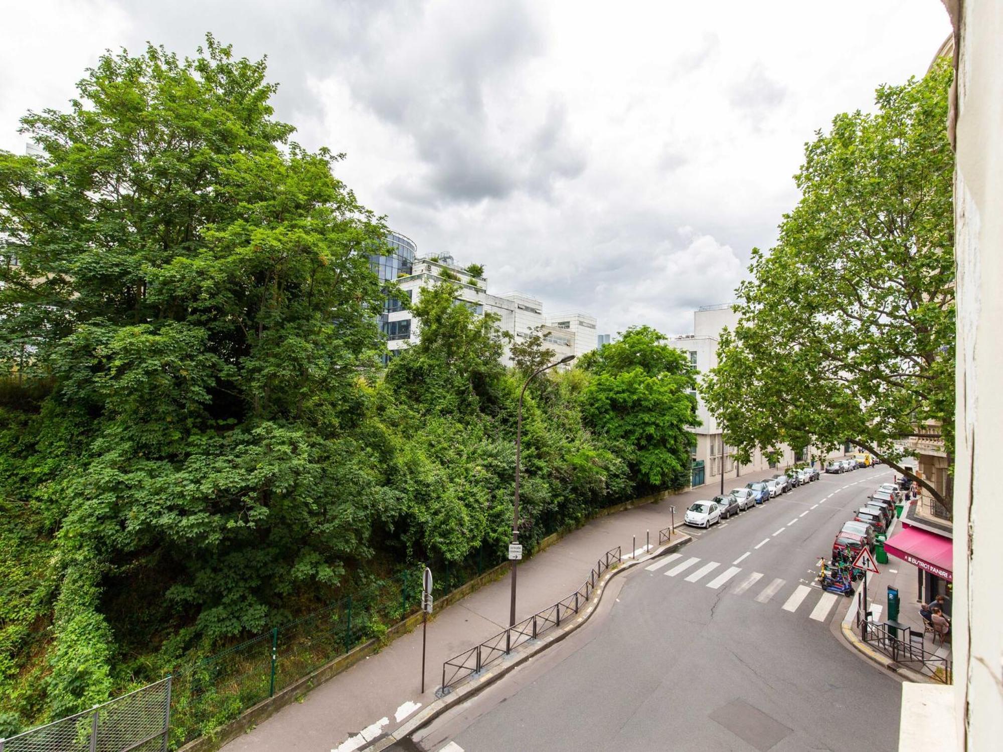 Apartment Cosy - Parc Des Expositions Tour Eiffel 14 *